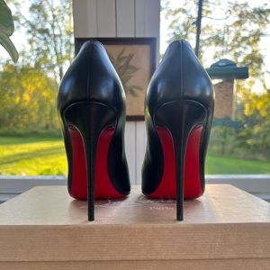 Christian Louboutin “So Kate” brand new black leather high heels size 37.5
